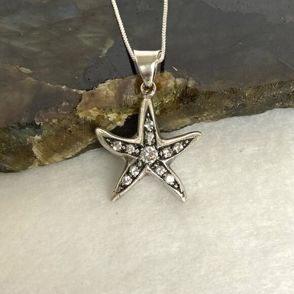 Sterling Silver 925 Starfish Seastar Cubic Zirconia Pendant Necklace 18" Chain - Picture 7 of 16